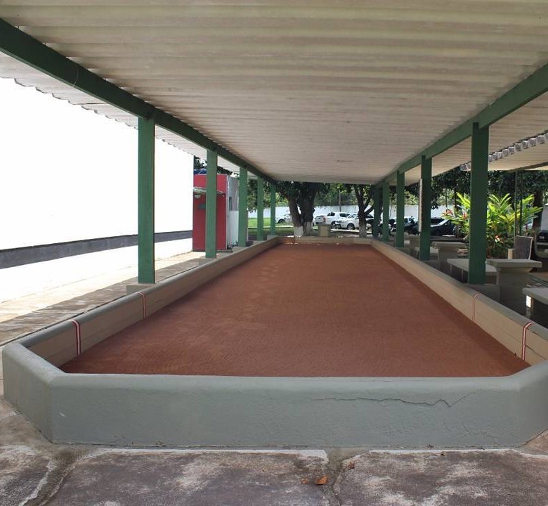 Cancha de bocha coberta